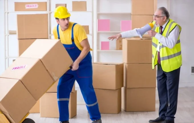 6 việc cần làm khi chuyển văn phòng mới 5 Giám sát theo dõi quá trình vận chuyeernd để tránh bị thất lạc giấy tờ sổ sách