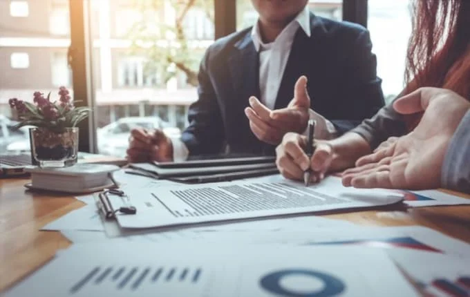 4 thủ tục pháp lý cần làm khi thuê văn phòng 3 Cung cấp giấy tờ hợp pháp chứng minh quyền chủ sở hữu tòa nhà của chủ đầu tư