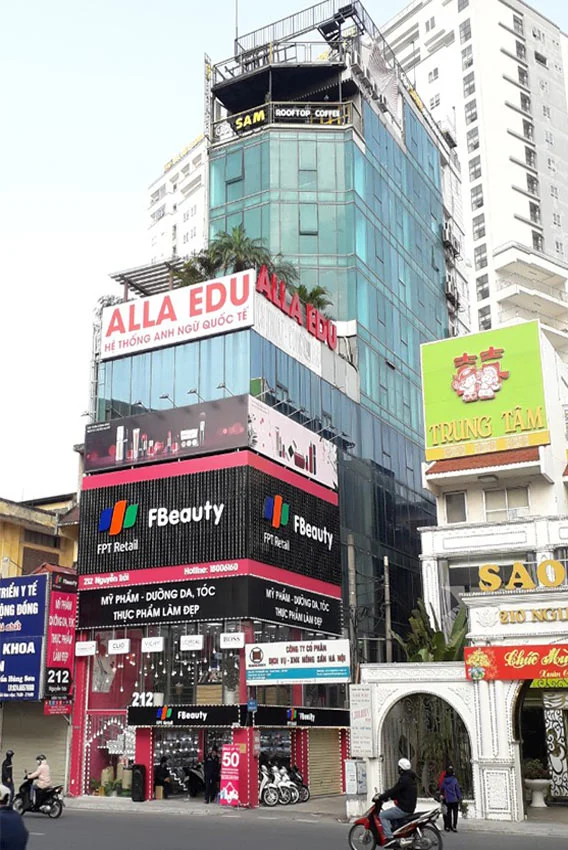Tòa nhà 212 Nguyễn Trãi