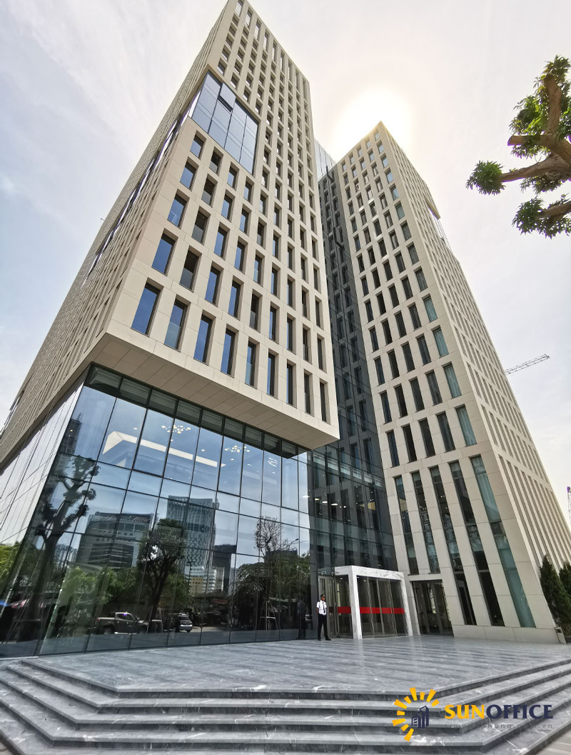 phía trước tòa nhà Thành Công Tower số 79 Phố Dịch Vọng Hậu Quận Cầu Giấy Sunoffice