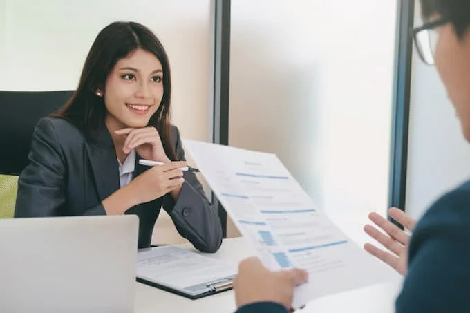 Góc tìm hiểu: JD là gì? Bản mô tả công việc là gì? 6 Yêu cầu đối với ứng viên