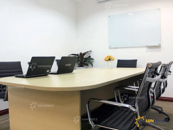 Văn phòng trọn gói 5S Office Đào Duy Anh 4 Thiết kế khu phòng họp chung tại 5S Office