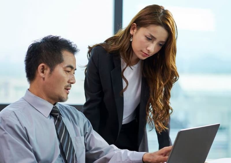 Trợ lý giám đốc là vị trí gì? Mô tả chi tiết nhiệm vụ công việc của Trợ lý giám đốc 4 Tố chất cần có của một trợ lý giám đốc