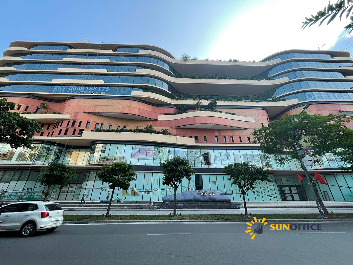 Mặt ngoài Tòa nhà Tiến Bộ Plaza