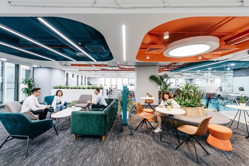 vptg-UpGen-Coworking-Space-Peakview-Tower-36-hoang-cau-tien-ich